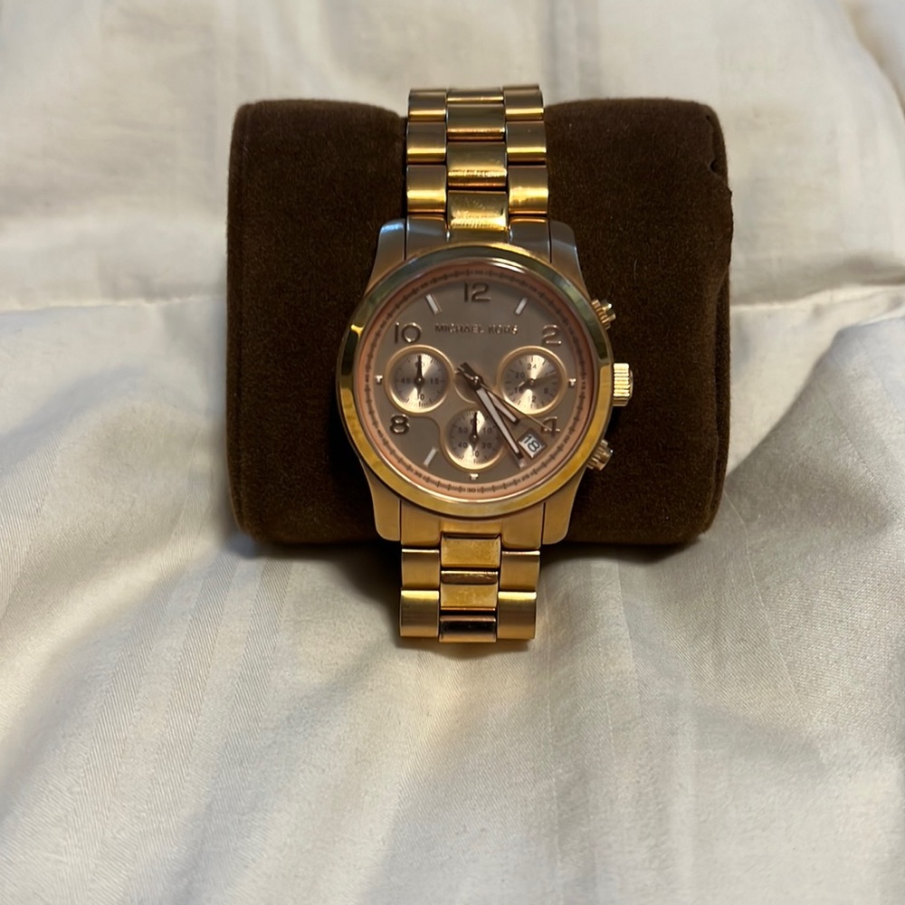 Michael Kors Runway RoseGold Watch